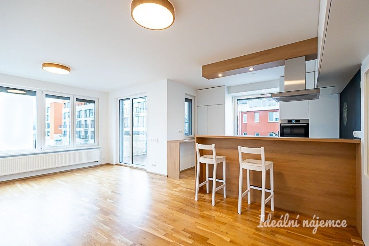 3+kk, Jugoslávská, Úvaly, 89 m²