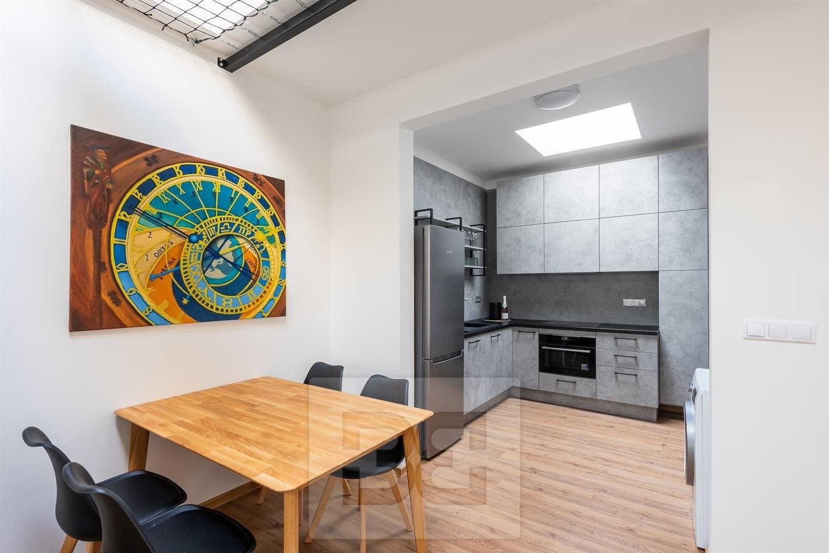 2+kk, Staroměstské náměstí, Praha, 60 m²