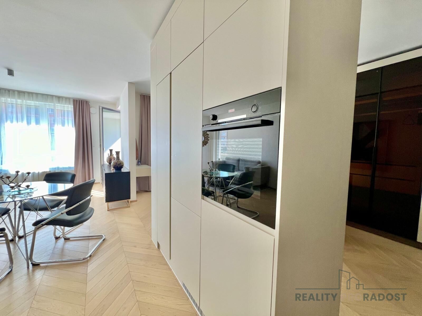 1+kk, Drnovská, Praha, 54 m²