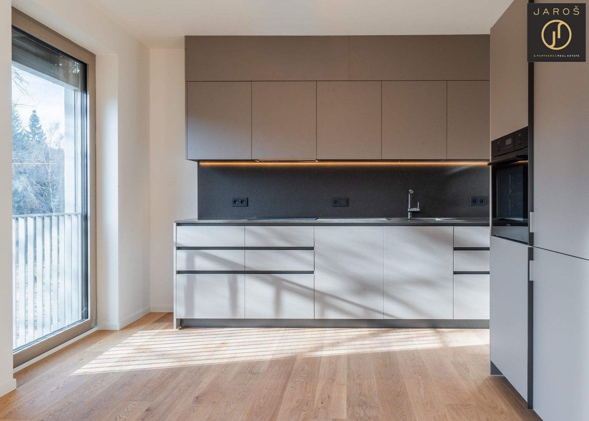 Ubytovací zařízení, Bedřichov, 92 m²