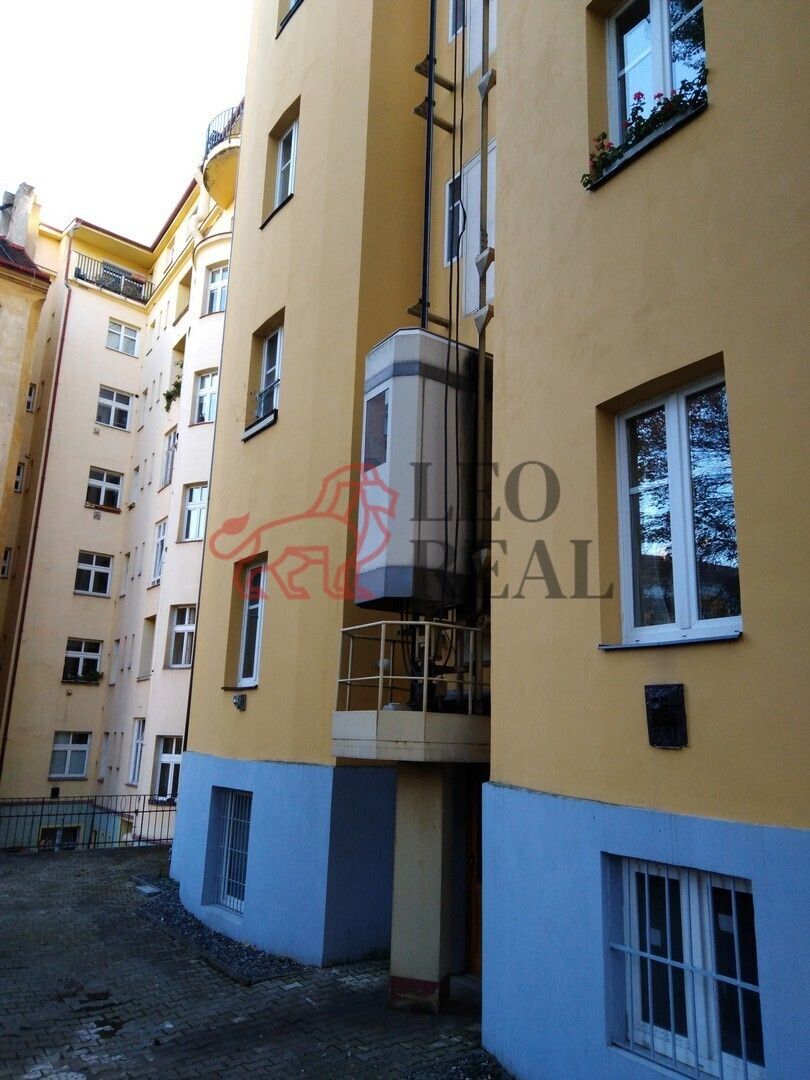 Prodej byt 3+1 - Na Jezerce, Praha, 93 m²