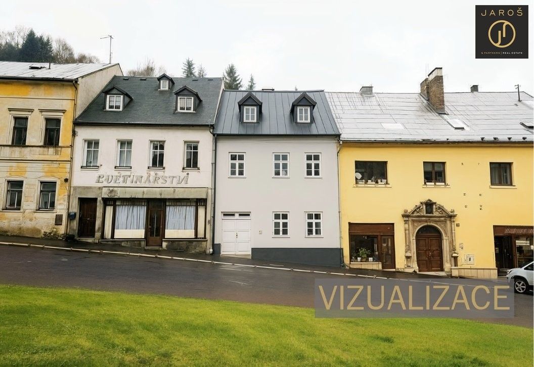 Rodinné domy, náměstí Republiky, Jáchymov, 220 m²