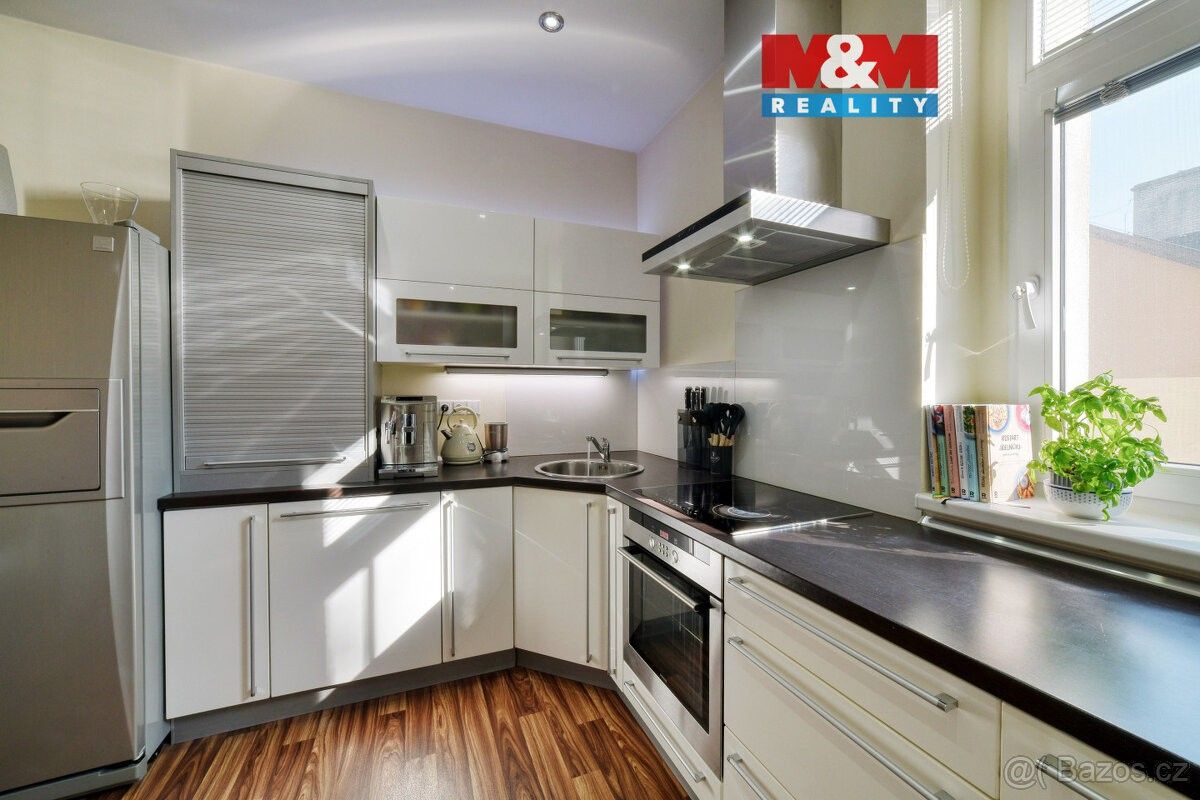 Byty, Drmoul, 353 01