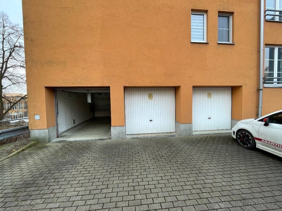 Garáže, Liberec, 460 06