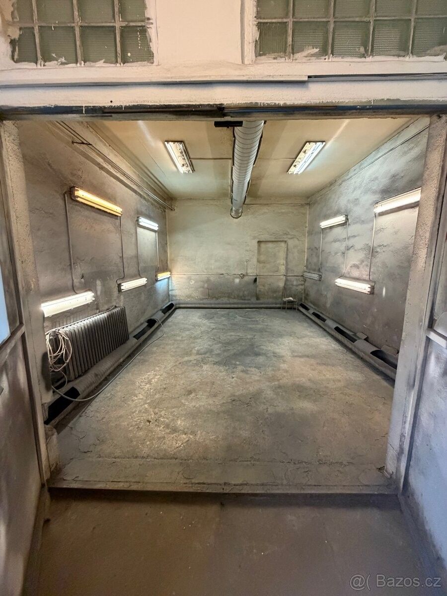 Garáže, Most, 434 01