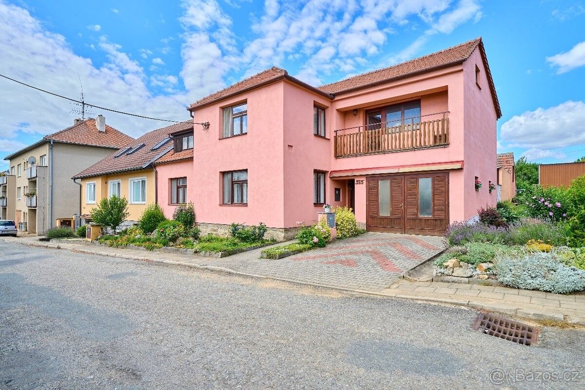 Rodinné domy, Mohelno, 675 75