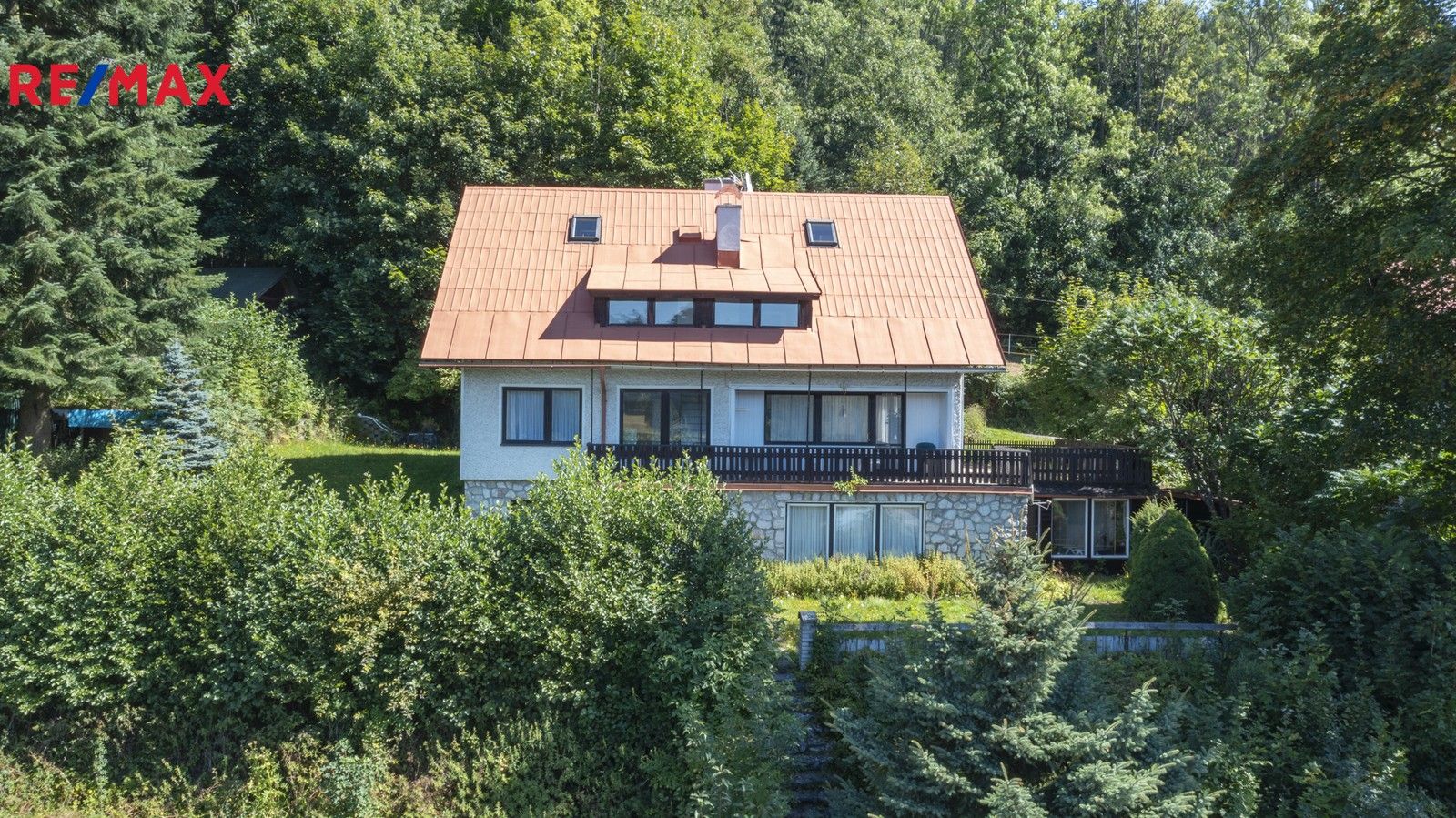 Rodinné domy, Sluneční stráň, Svoboda nad Úpou, 393 m²