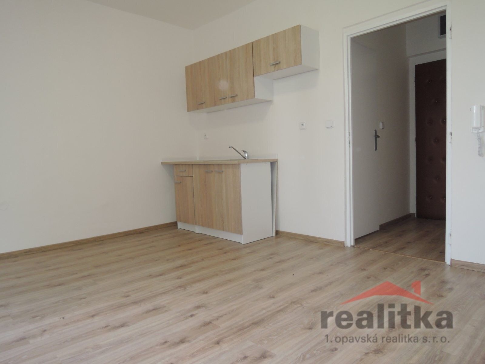 1+kk, Slámova, Opava, 22 m²