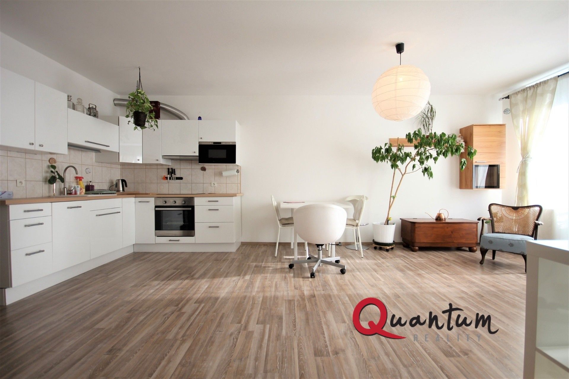 1+kk, Chotěšovská, Praha, 47 m²