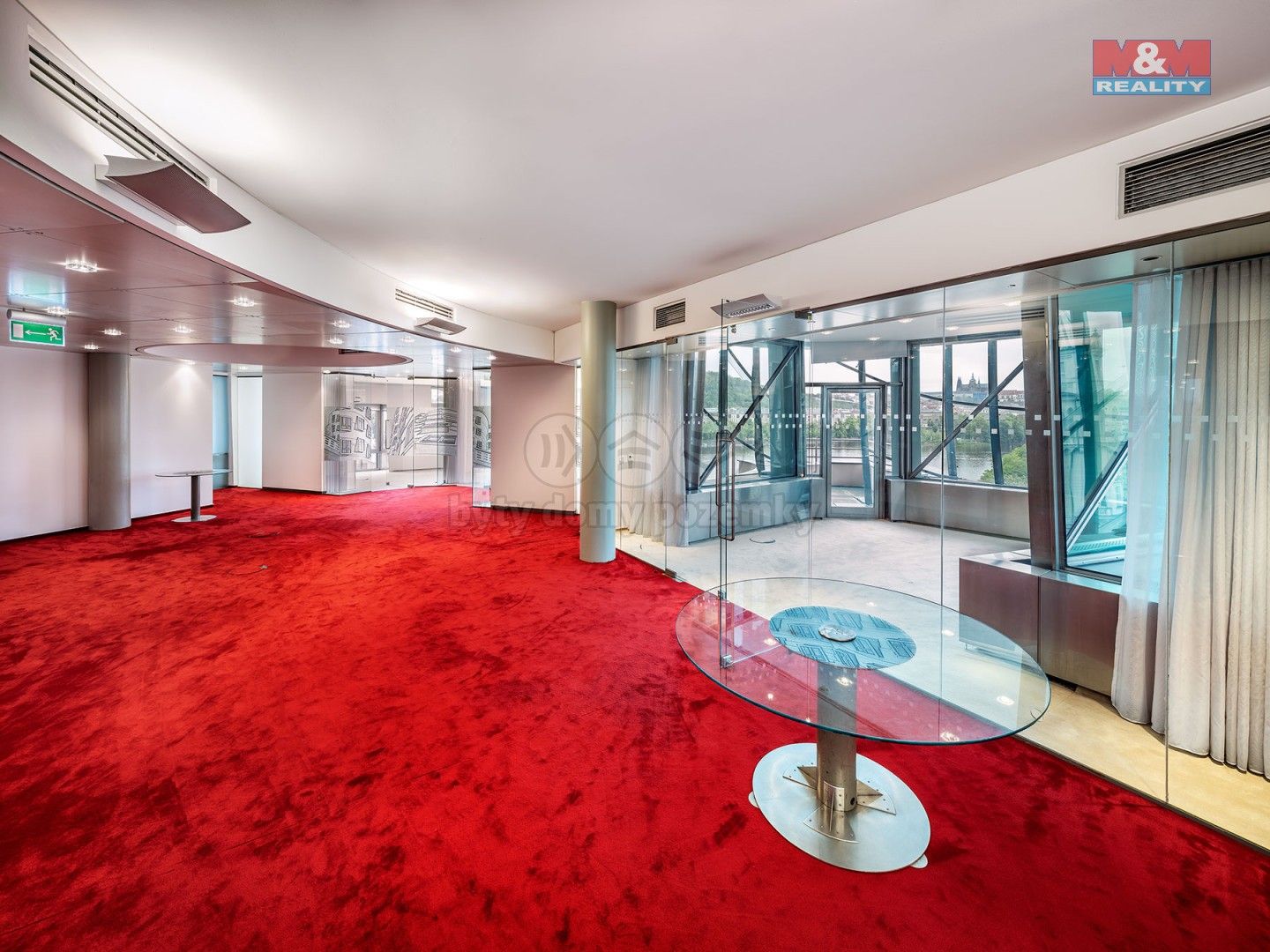 Pronájem kancelář - Jiráskovo náměstí, Praha, 30 m²