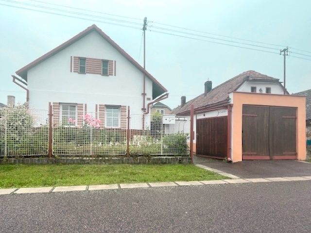 Ostatní, Čeperka, Chrast, 240 m²