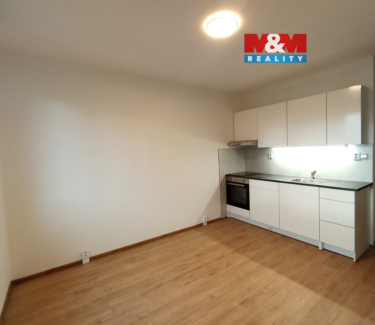2+kk, Petra Obrovce, Louny, 36 m²