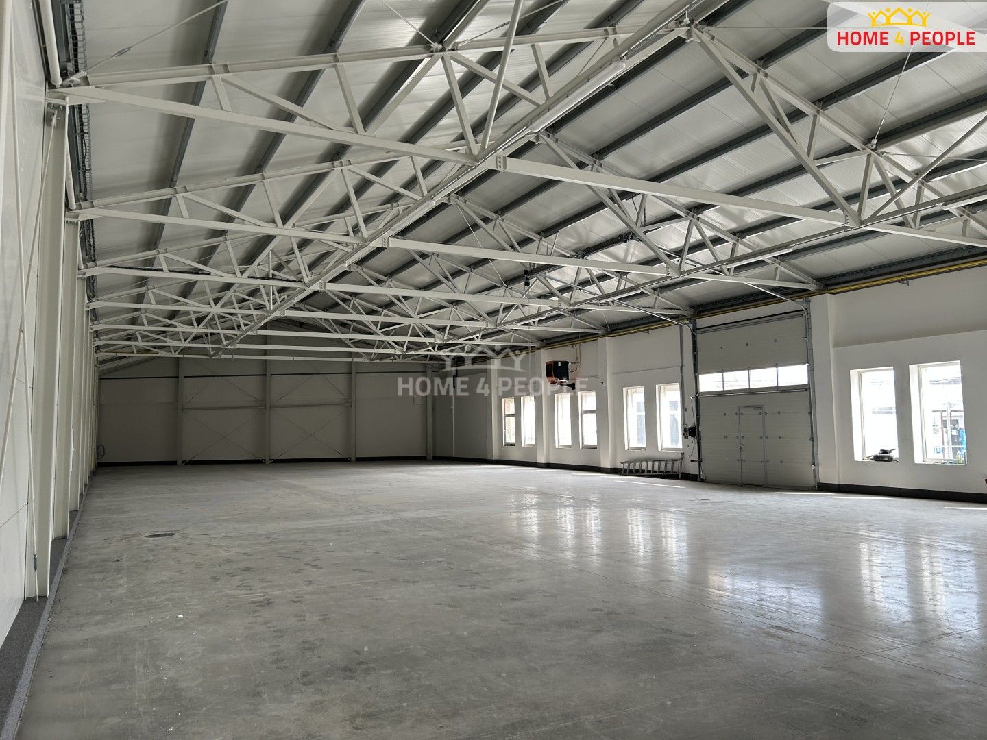 Sklady, Revoluční, Velký Osek, 800 m²