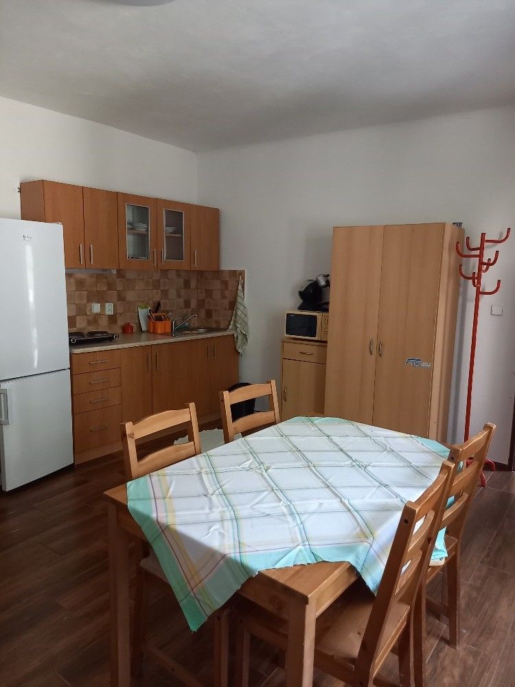 Byty, Klecany, 250 67