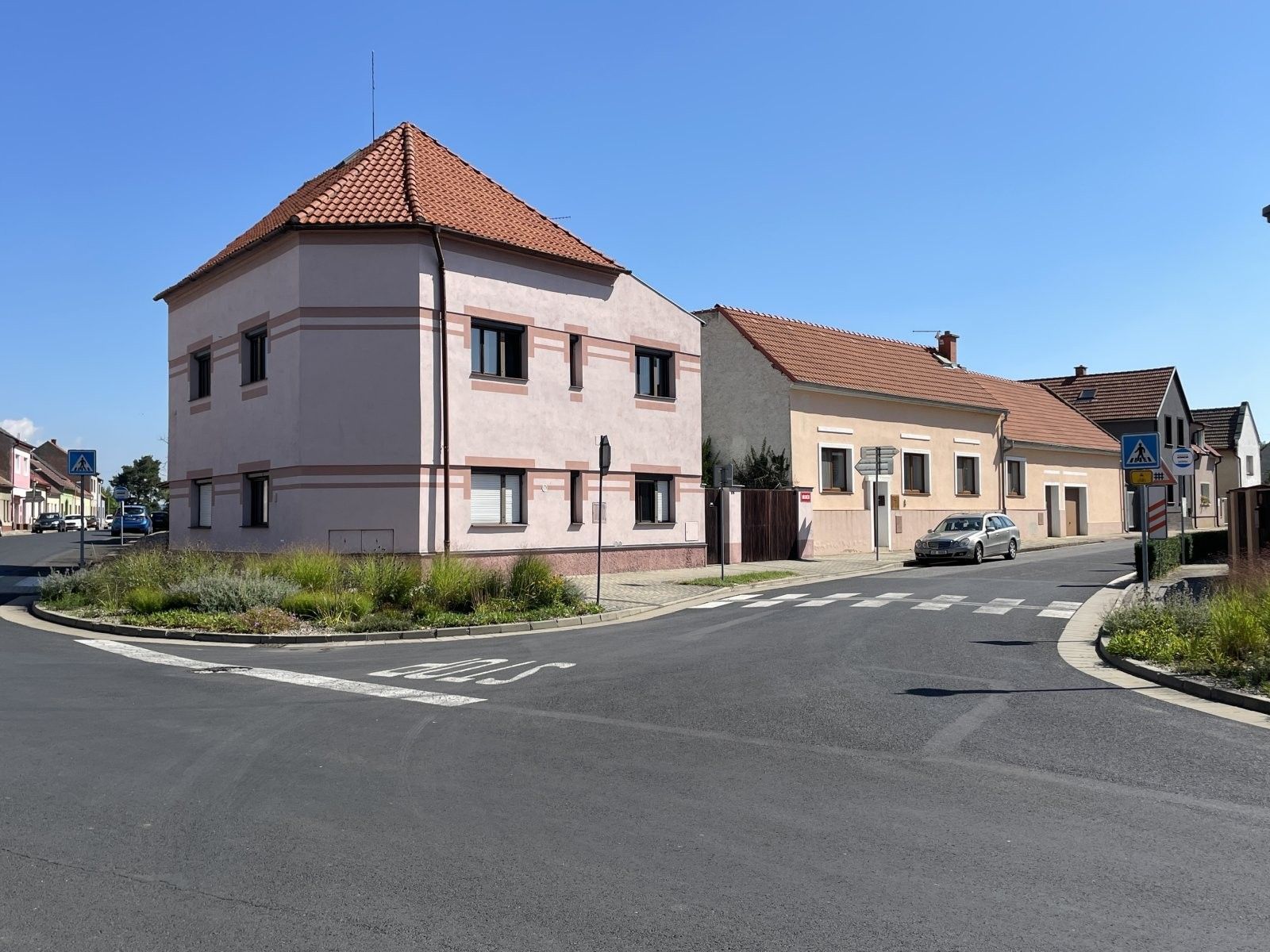 Prodej rodinný dům - Nádražní, Dobříň, 162 m²