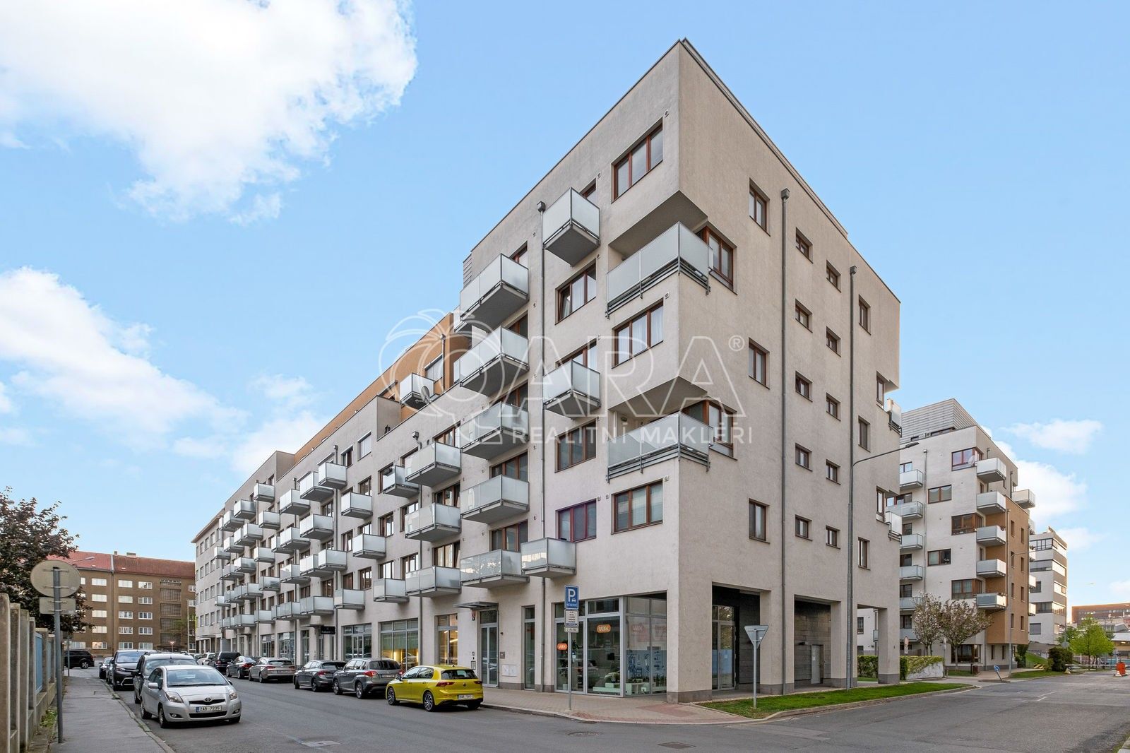 3+kk, Hanusova, Praha, 119 m²