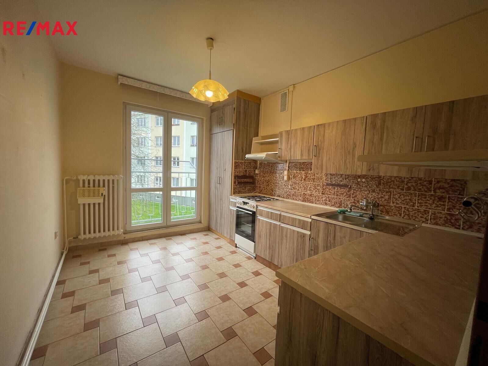 3+1, Bezejmenná, Nová Role, 73 m²