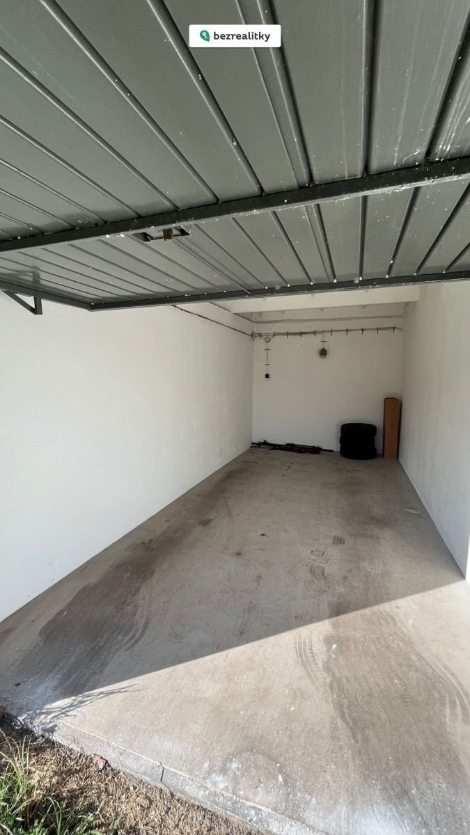 Garáže, Novákova, Mladá Boleslav, 18 m²