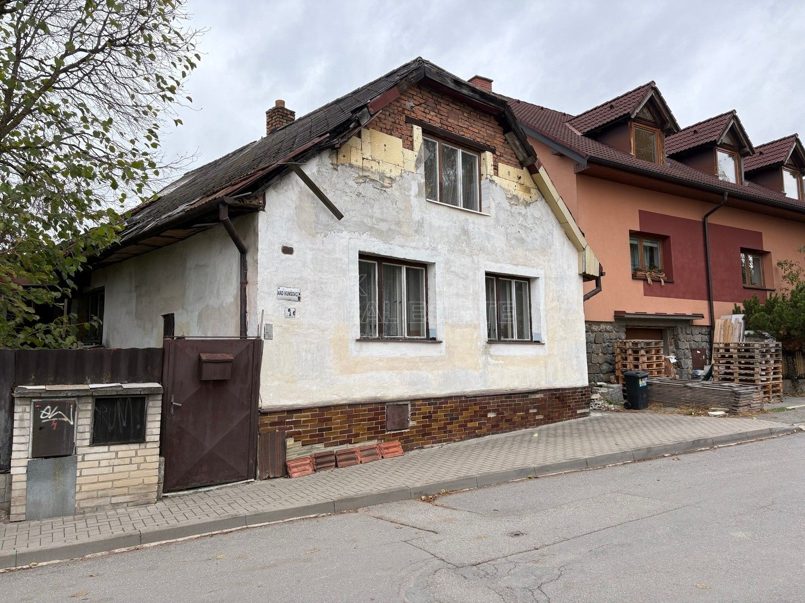 Rodinné domy, Nad Kunšovcem, Velké Meziříčí, 63 m²