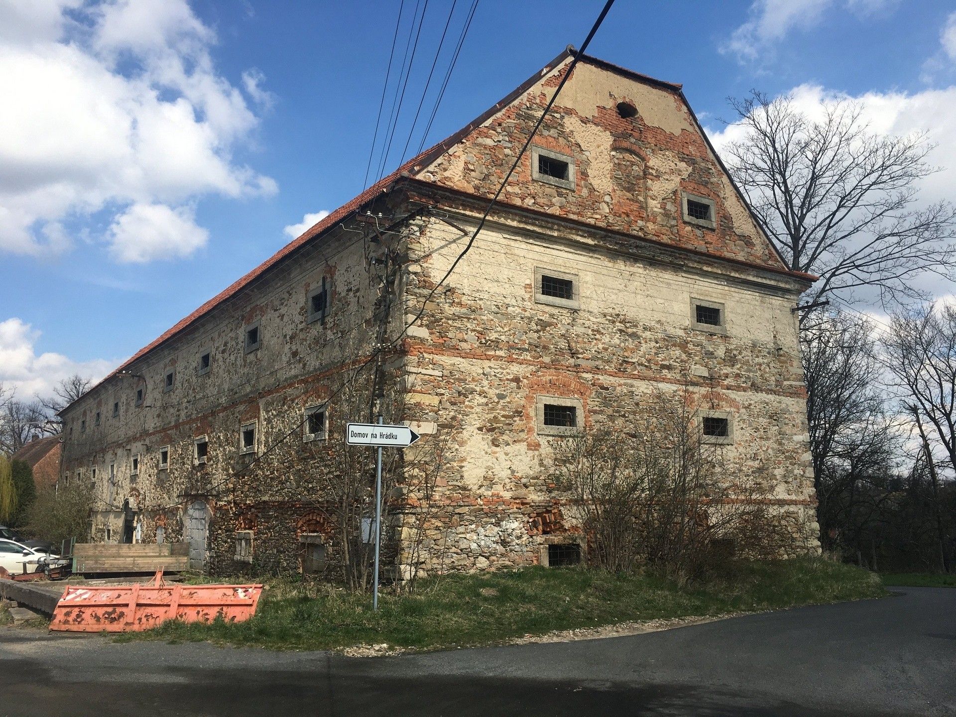 Prodej zemědělský objekt - Červený Hrádek, Bečváry, 580 m²