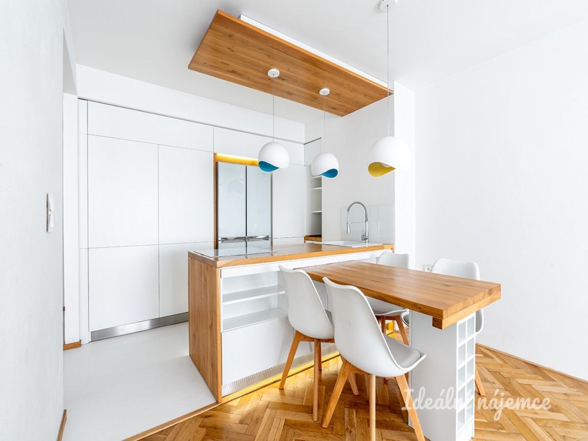 2+kk, Jivenská, Praha, 56 m²