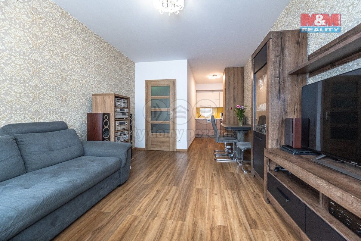 2+kk, U Hostavického potoka, Praha, 46 m²