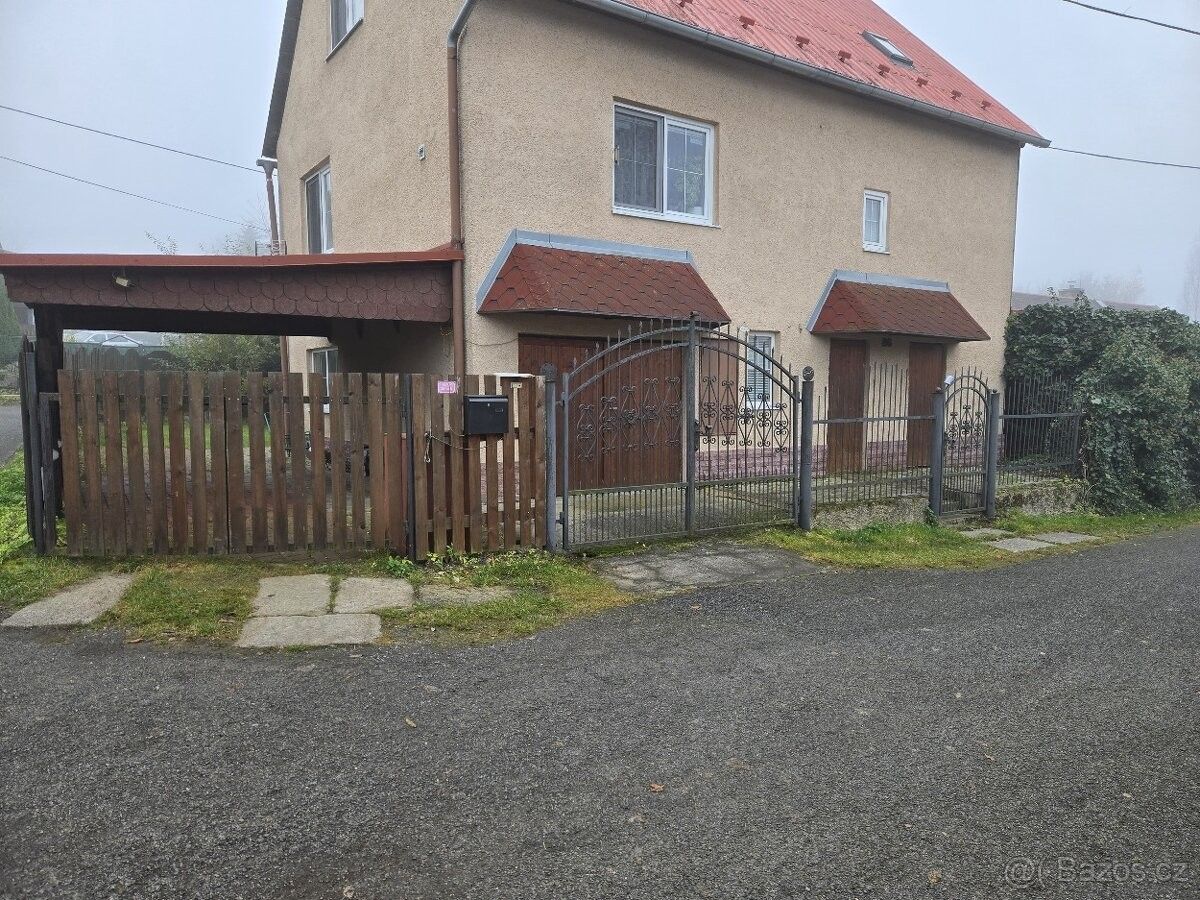 Rodinné domy, Krajková, 357 08