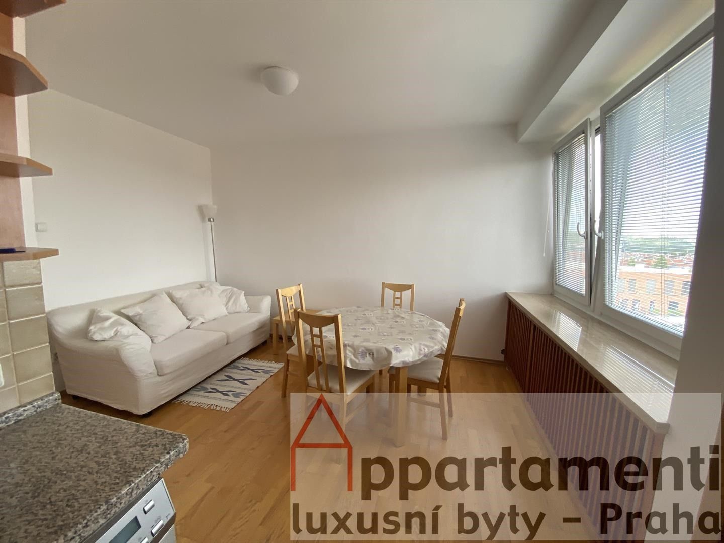 Pronájem byt 2+kk - Na Kocínce, Praha, 56 m²