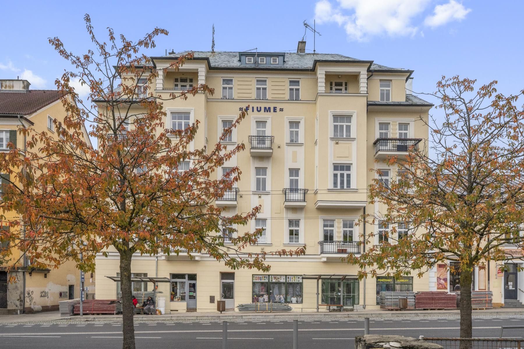 1+1, Hlavní třída, Mariánské Lázně, 42 m²