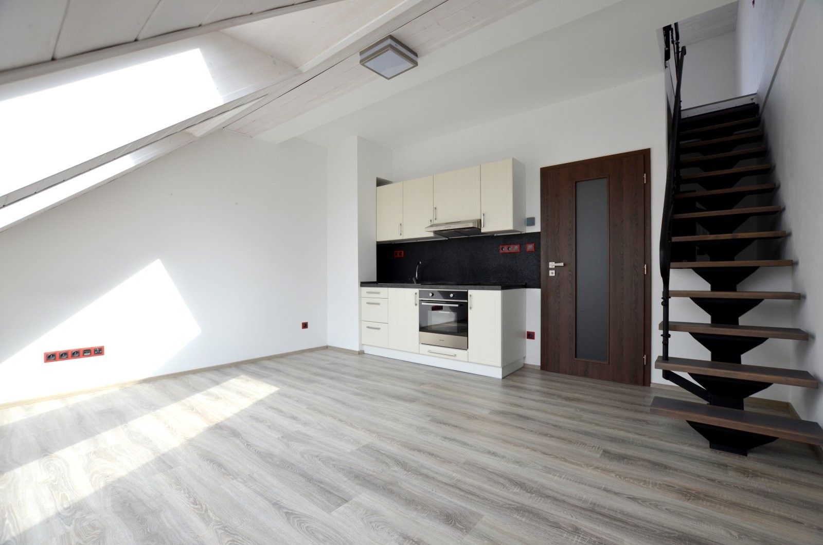 2+kk, Horní náměstí, Humpolec, 74 m²