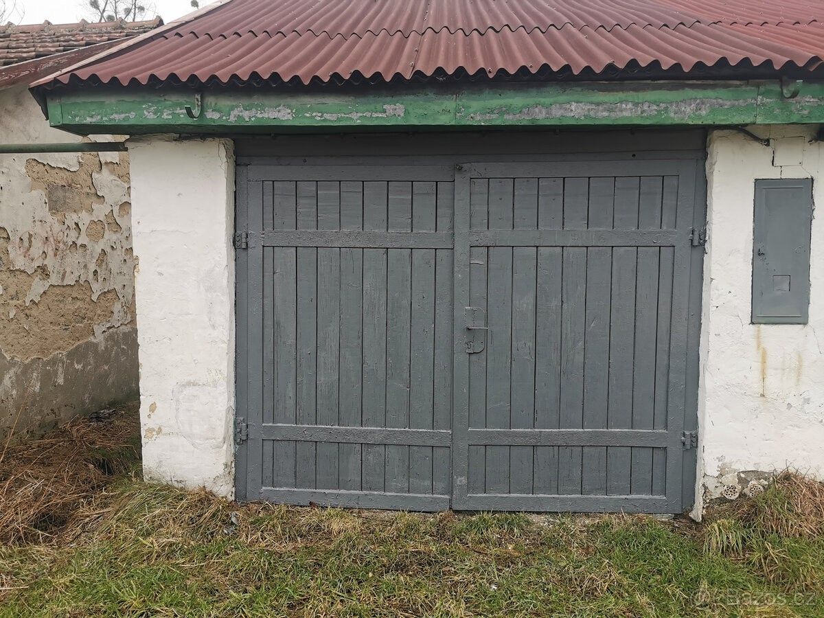 Garáže, Karviná, 733 01