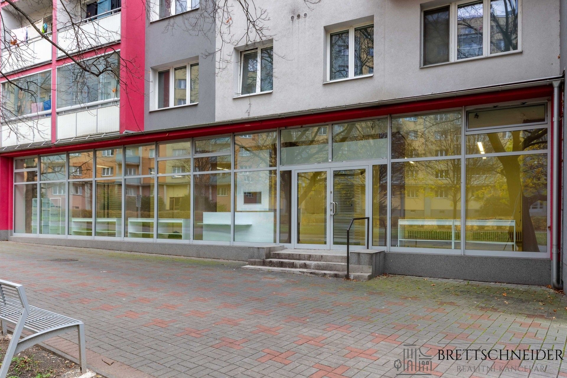 Obchodní prostory, Obránců míru, Kopřivnice, 110 m²