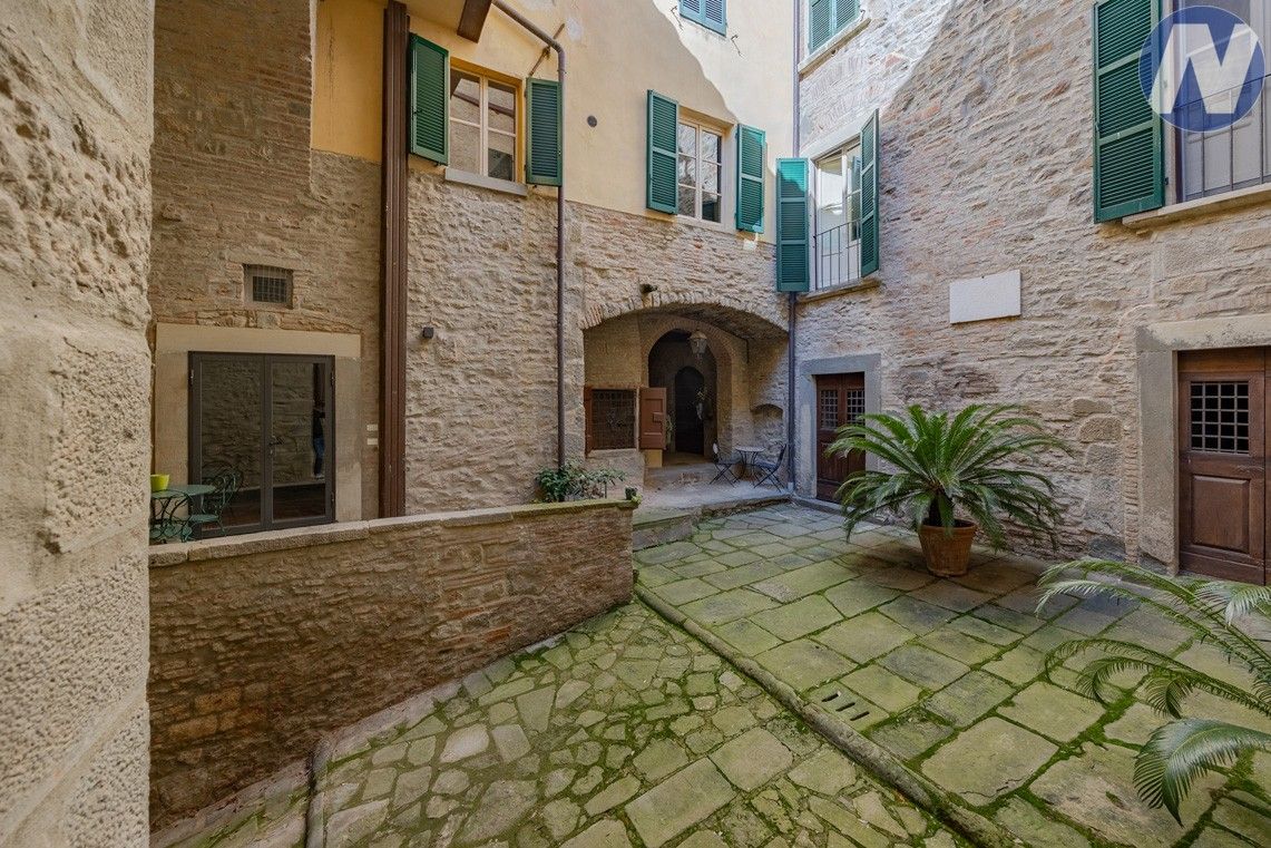 Byty, 987 66, Zahraničí