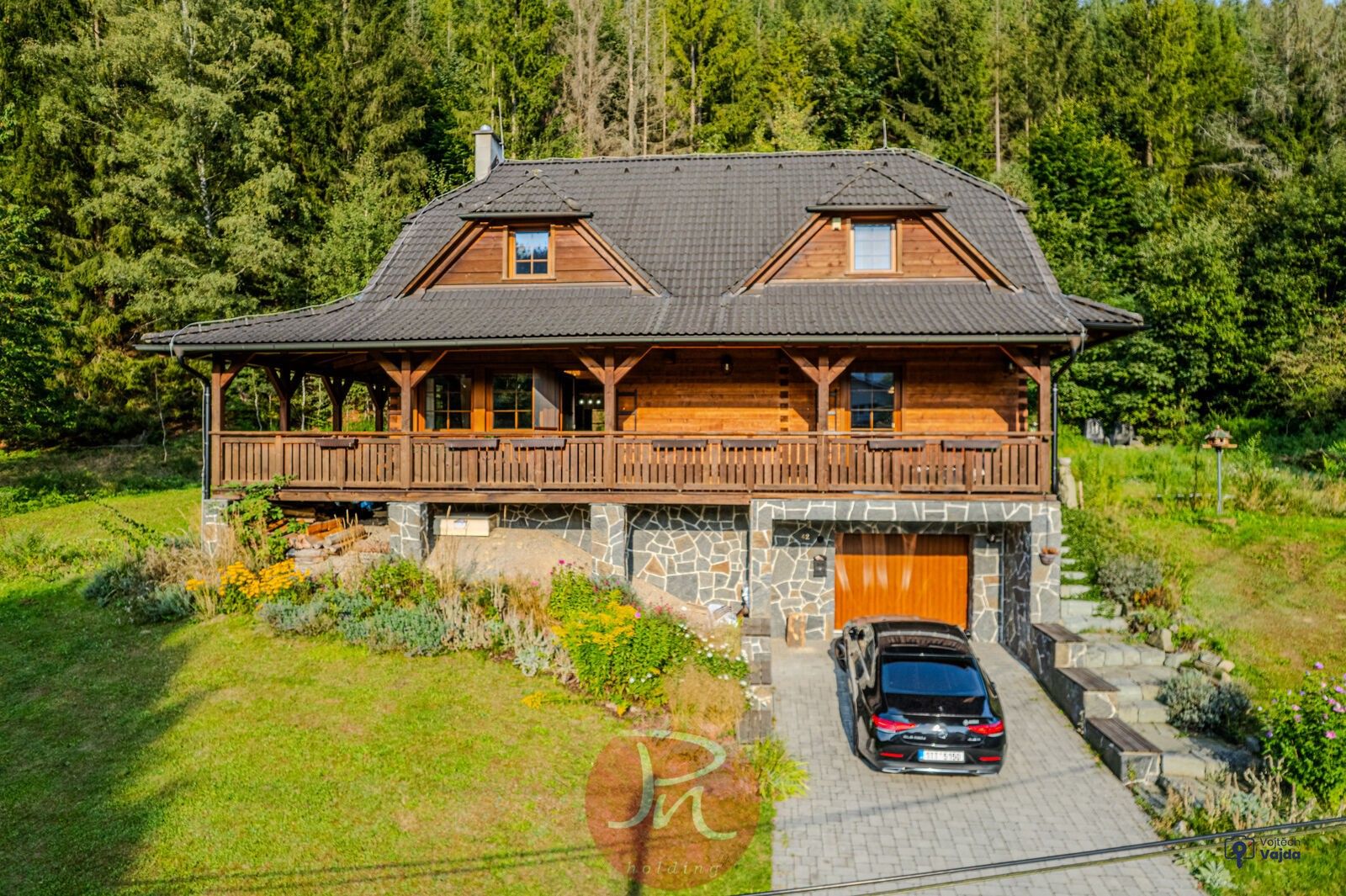 Prodej rodinný dům - Horní Lomná, 213 m²