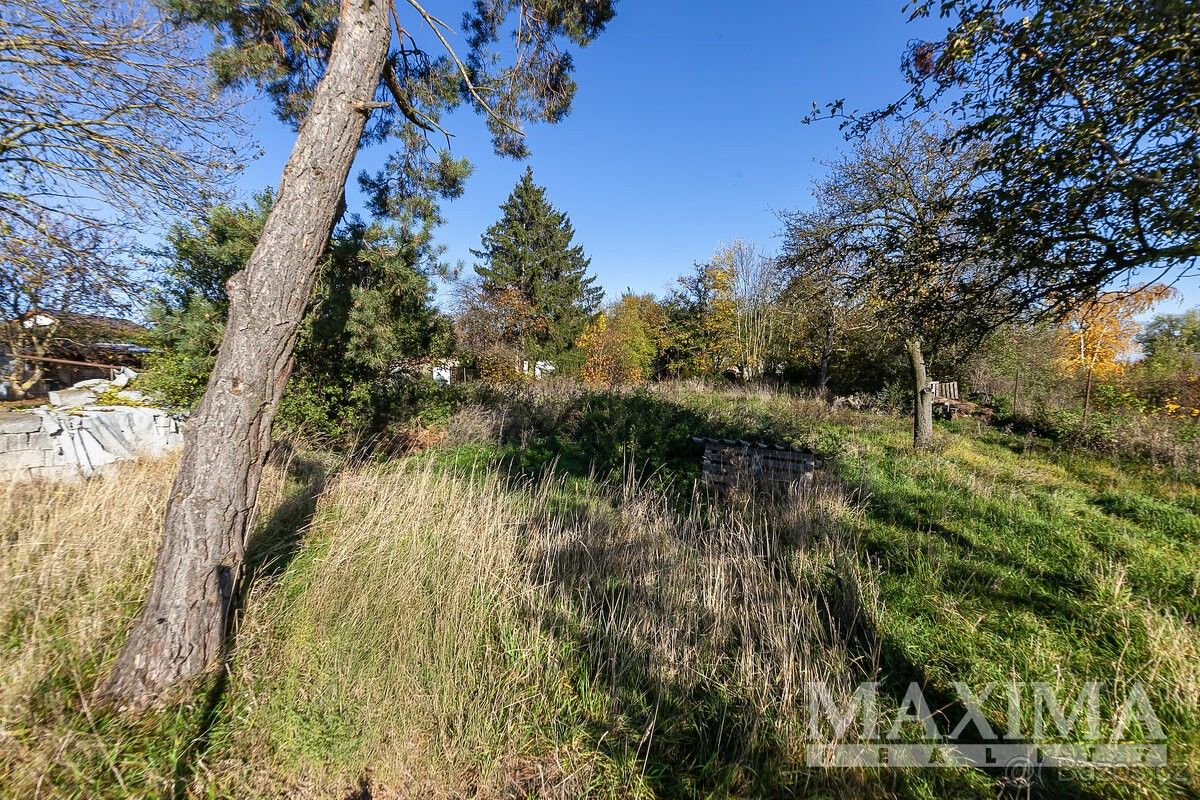 Prodej pozemek pro bydlení - Dolní Břežany, 252 41, 935 m²