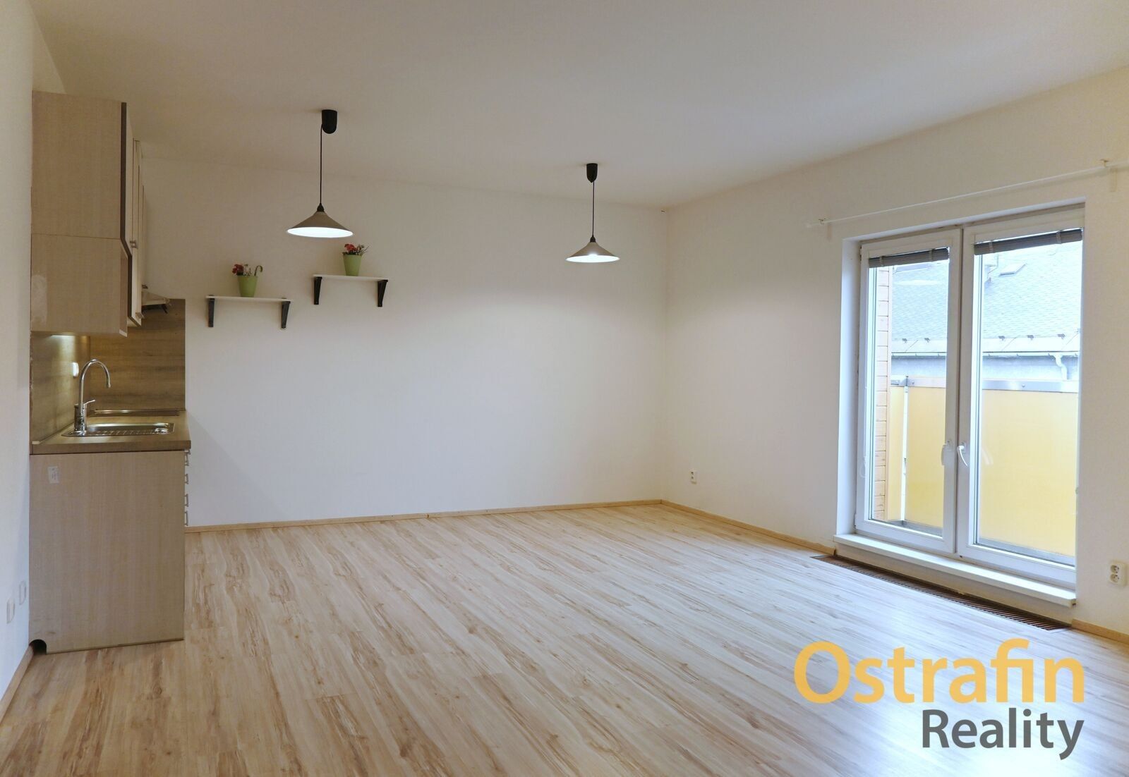 Pronájem byt 2+kk - Malý Koloredov, Frýdek-Místek, 61 m²