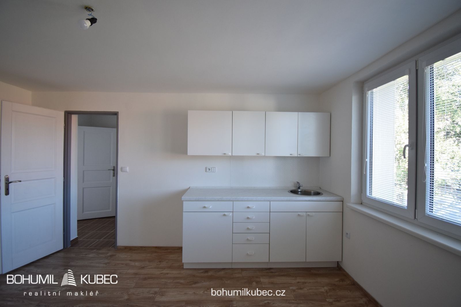 Pronájem byt 1+kk - Zavadilská, Tábor, 22 m²