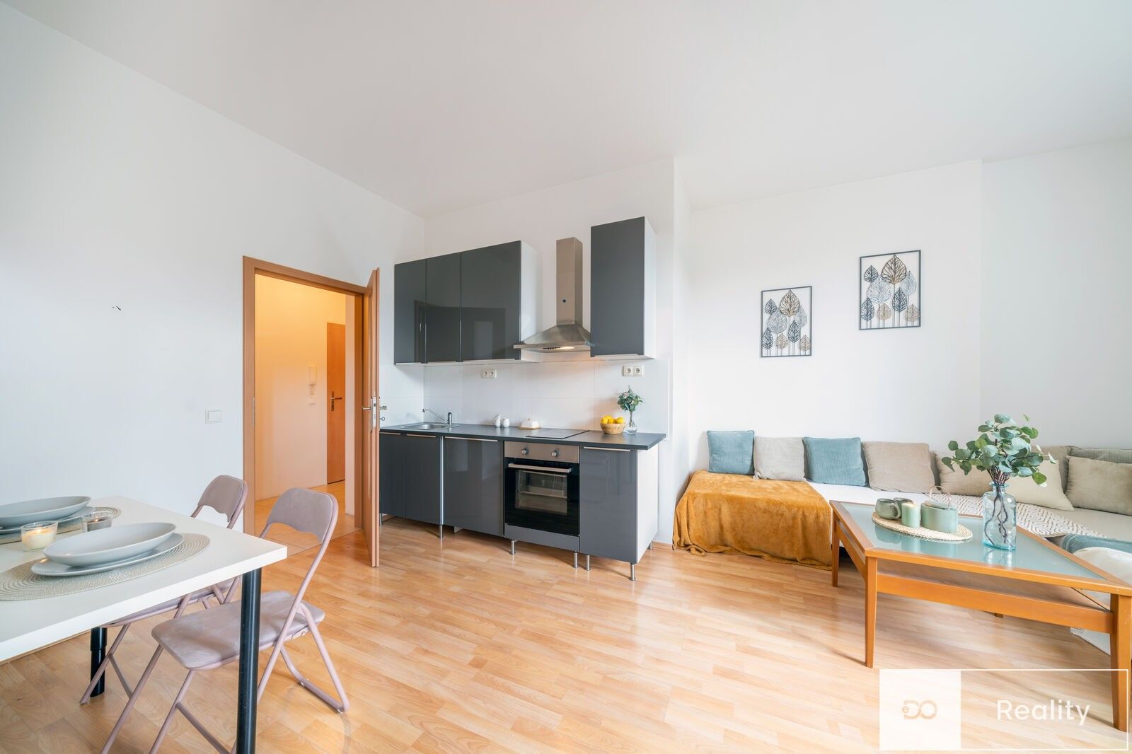 Prodej byt 2+kk - Husinecká, Praha, 45 m²