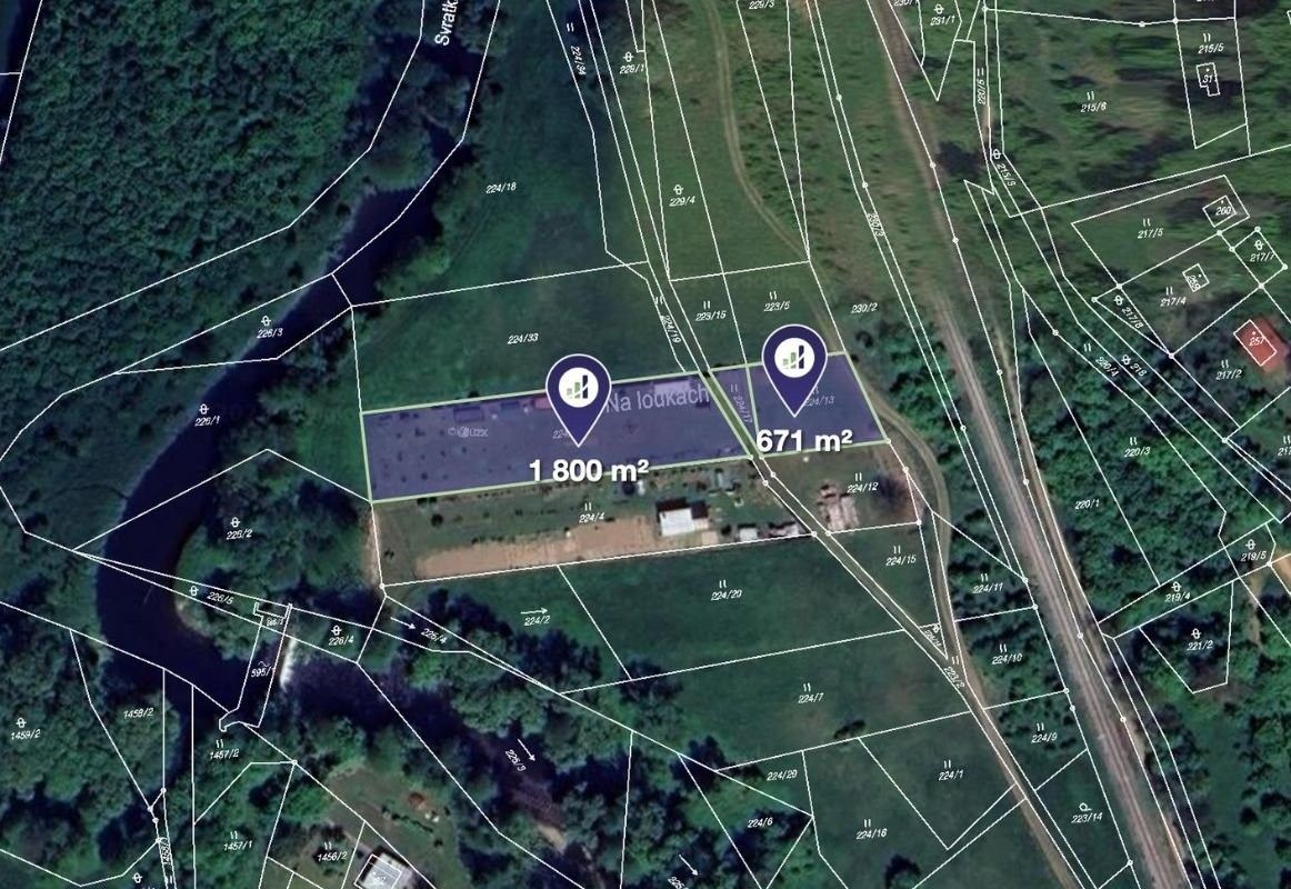 Zahrady, Doubravník, 2 471 m²