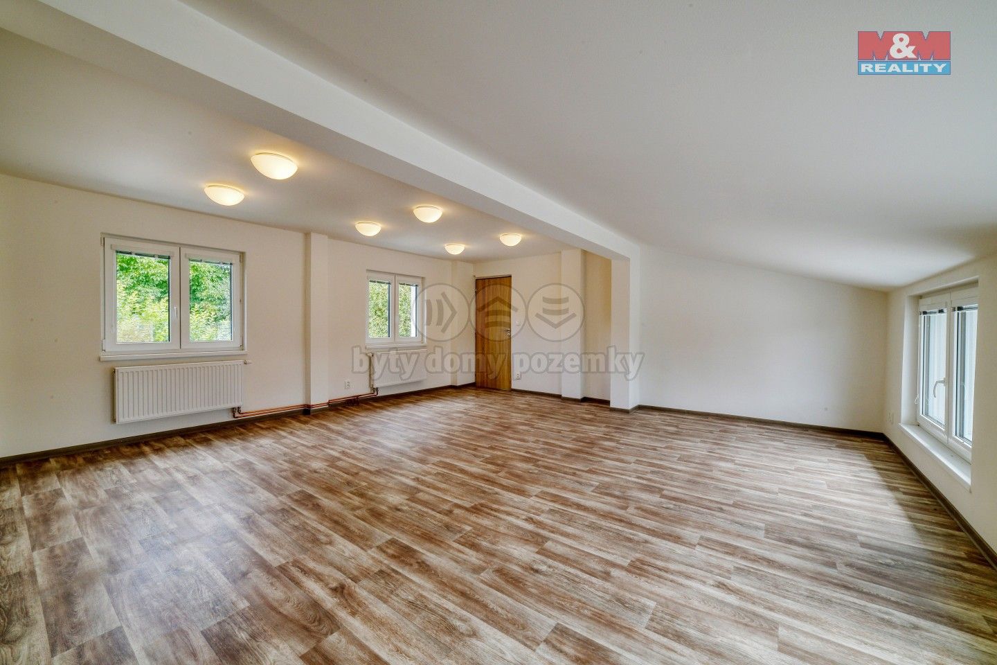 Obchodní prostory, U Mlékárny, Mariánské Lázně, 175 m²