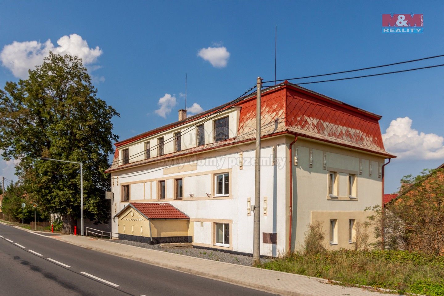 Prodej restaurace - Podlažice, Chrast, 631 m²