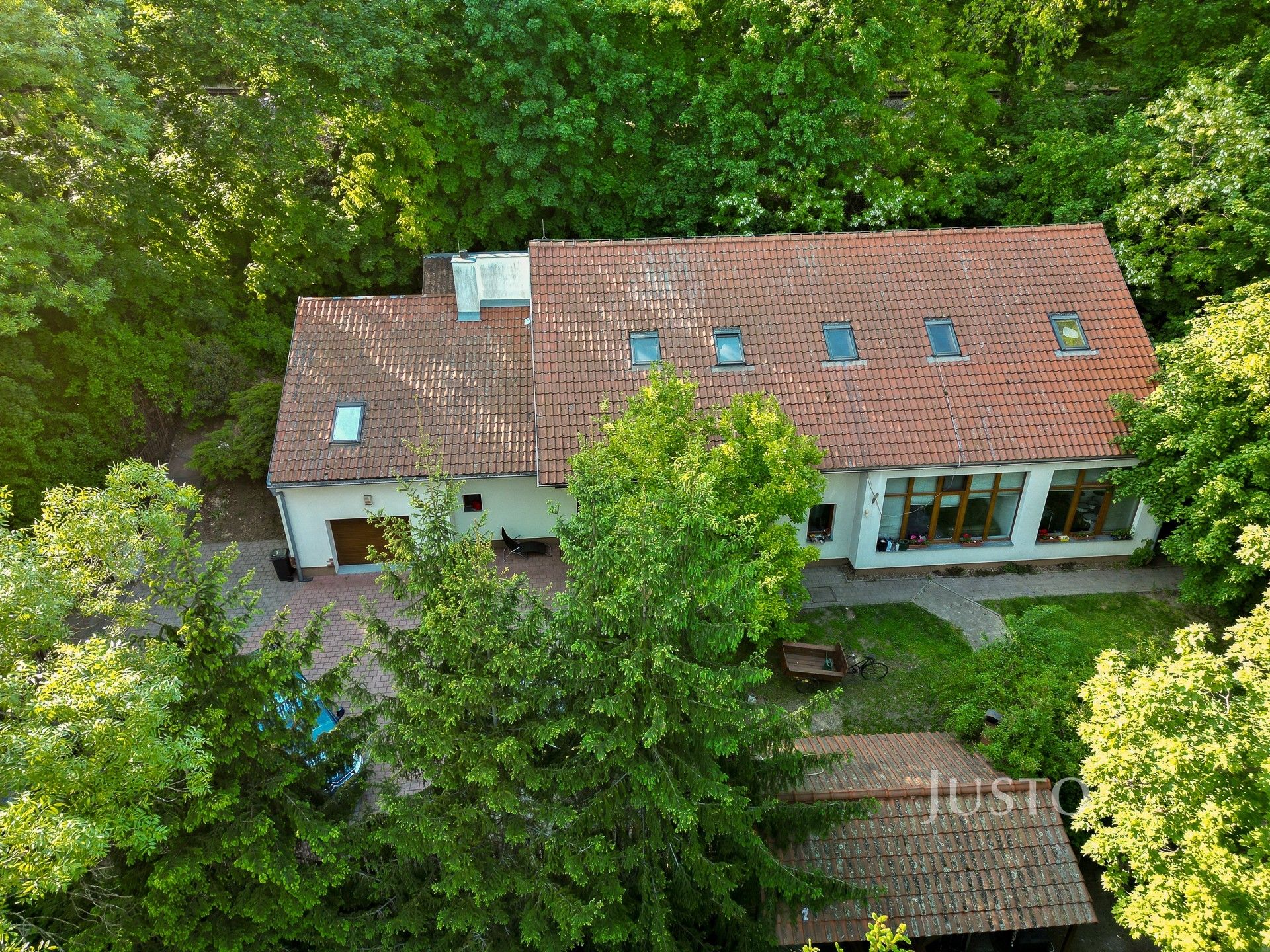 Kanceláře, Nad konečnou, Praha, 250 m²