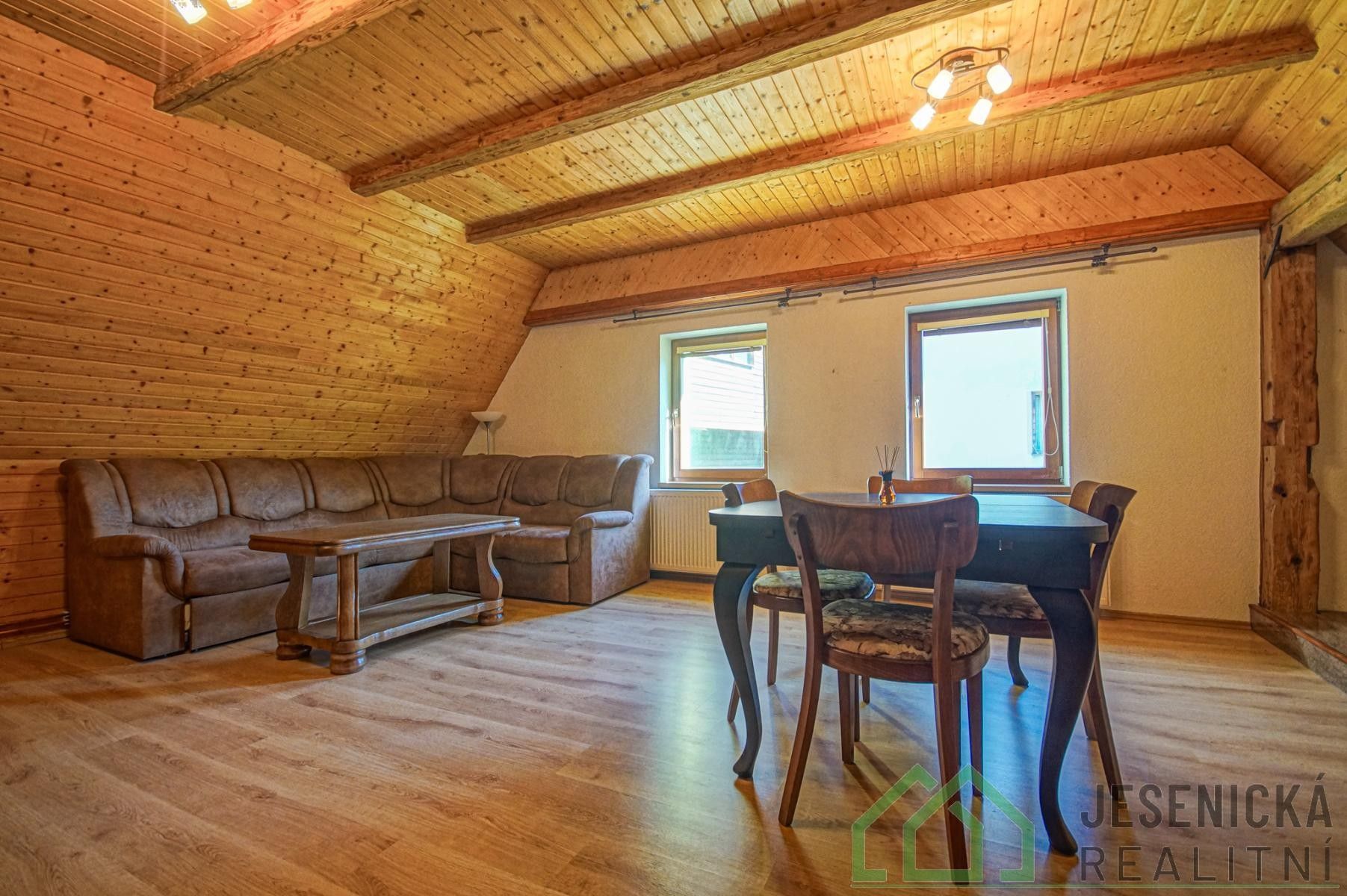 Rodinné domy, Hlavní, Žulová, 109 m²