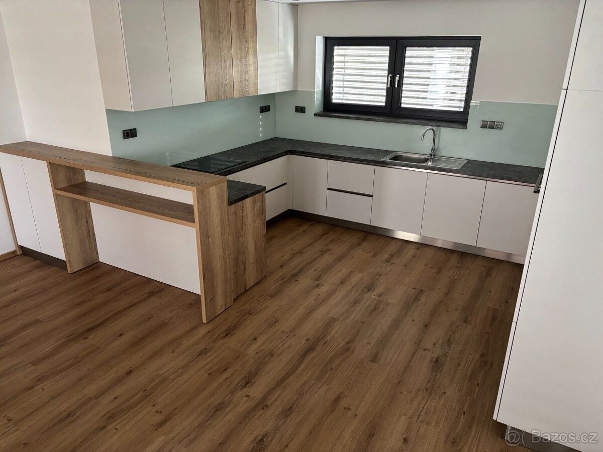 Rodinné domy, Bedihošť, 798 21