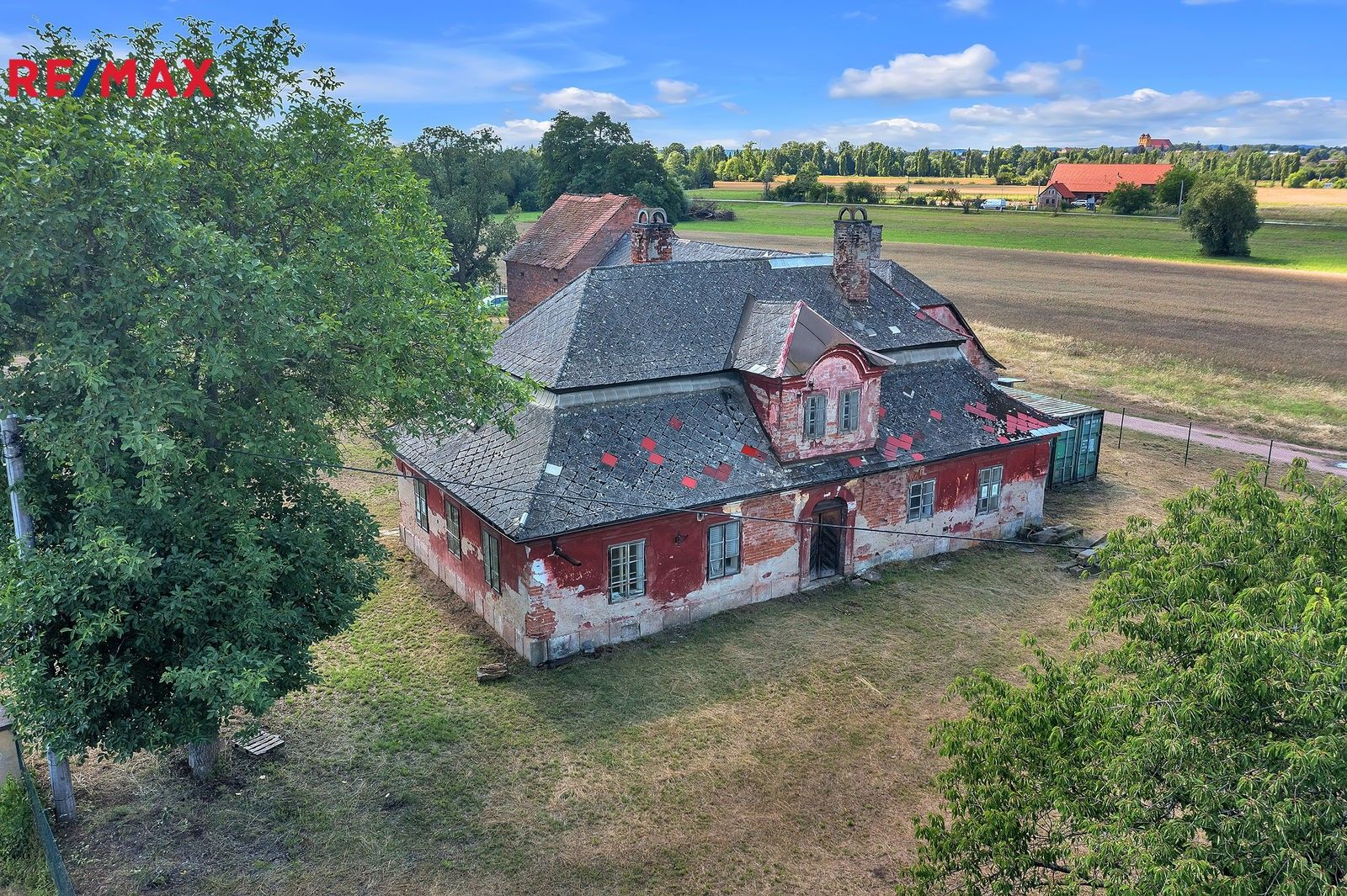 Památky, Červený Dvůr, Hradec Králové, 197 m²