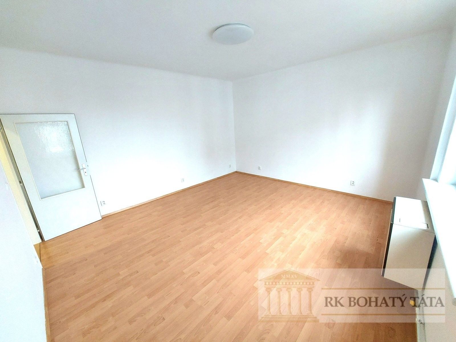 1+kk, U Harfy, Praha, 32 m²