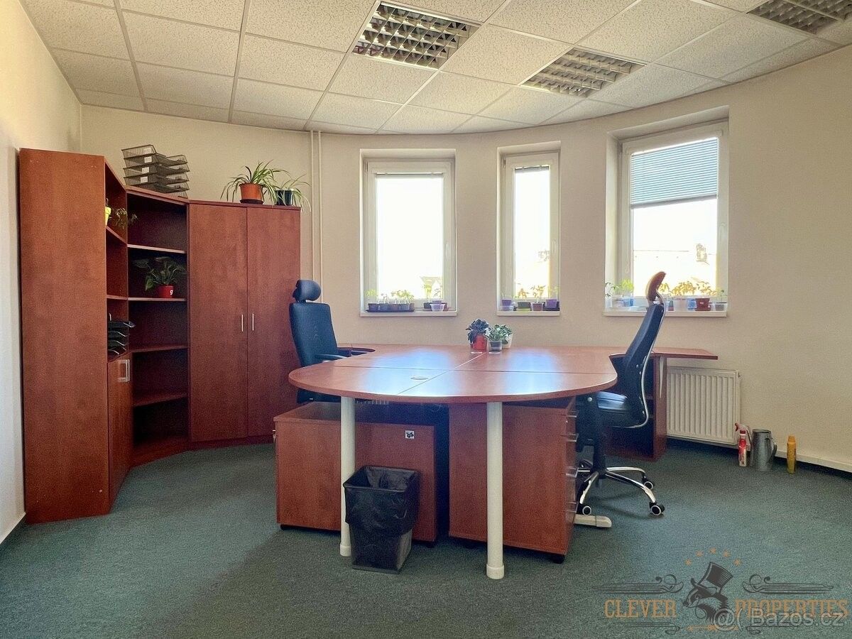 Kanceláře, Pardubice, 530 02, 25 m²