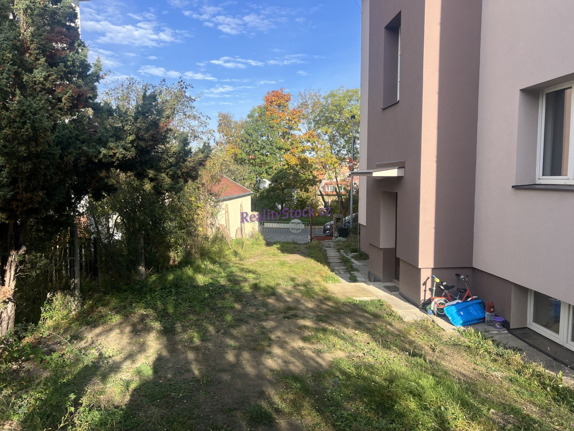 2+kk, Zárybničná, Praha, 36 m²