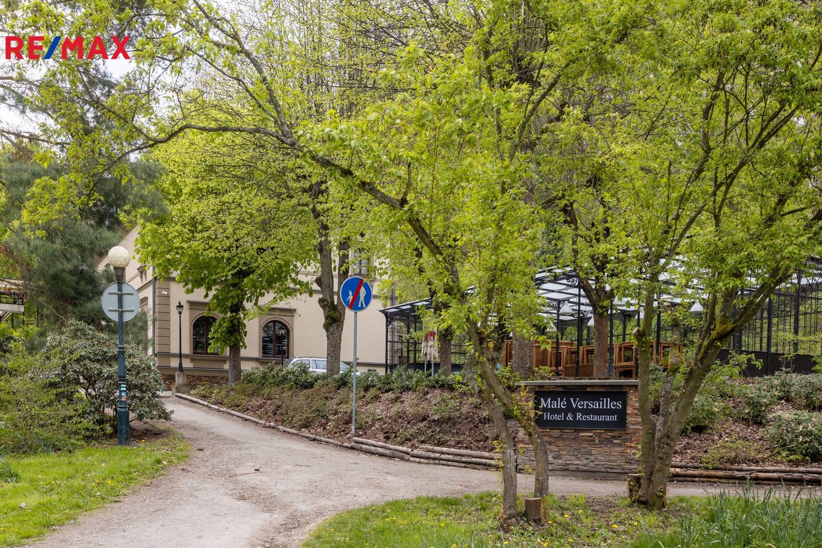 Prodej ubytovací zařízení - Křižíkova, Karlovy Vary, 1 m²