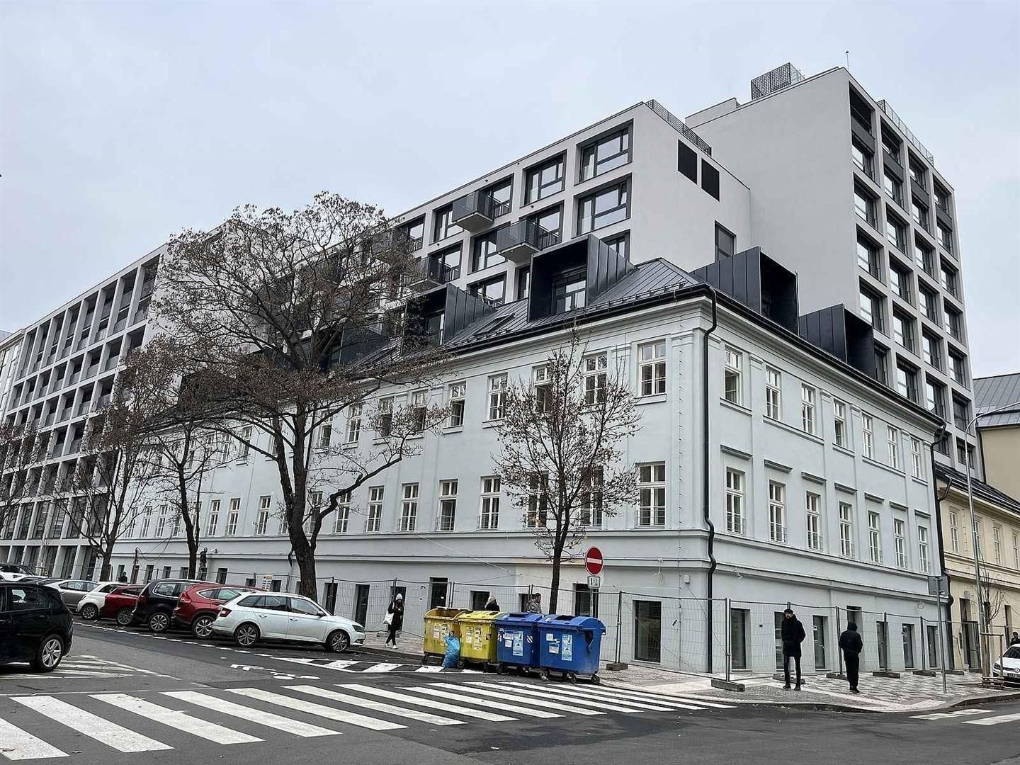 Kanceláře, Pernerova, Praha, 292 m²